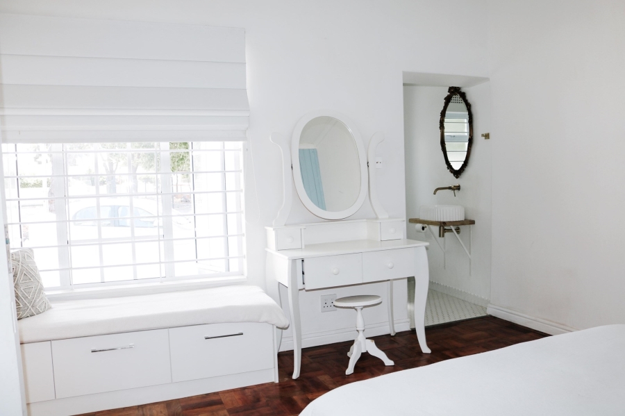 2 Bedroom Property for Sale in Wynberg Western Cape
